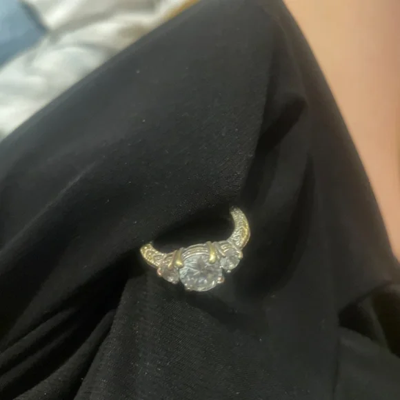 Ring - Picture 2 of 2